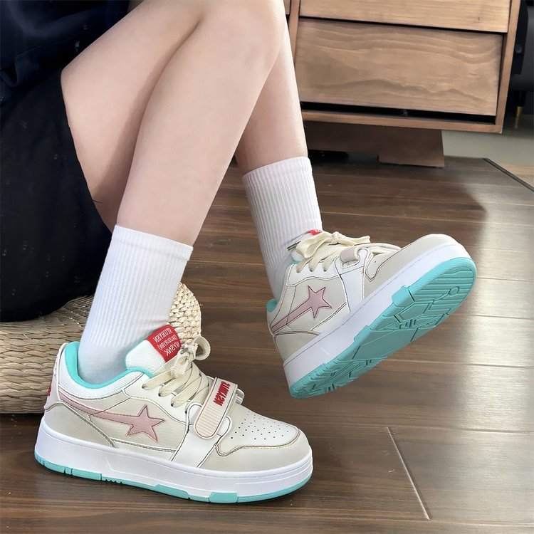 Damen Sportliche Sneakers mit strapazierfähigem Obermaterial und rutschfester Sohle