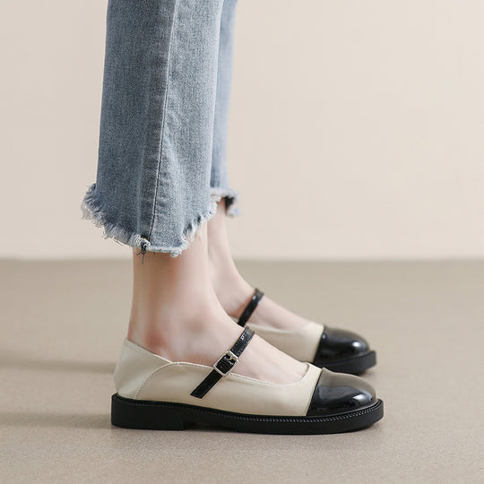 Damen Mary-Jane Schuhe mit glänzendem Lack und verstellbarem Riemen R&B