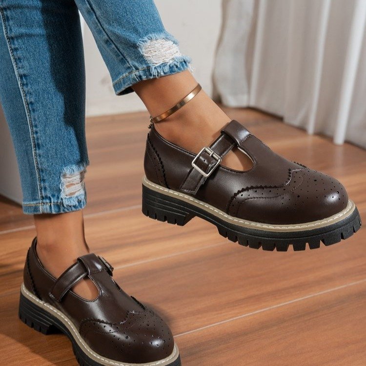 Damen Elegante Schnürschuhe mit Brockmuster und Blockabsatz R&B