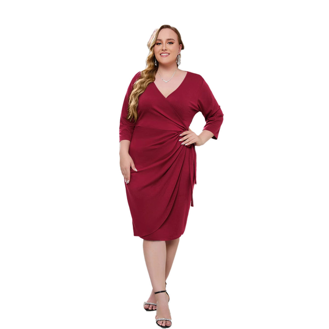 Damen Elegantes Wickelkleid mit tailliertem Design und dreiviertel Ärmeln R&B
