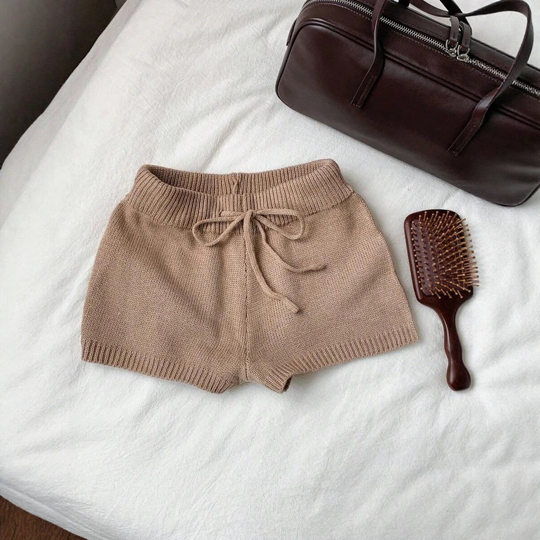 Damen weiche Strickshorts mit praktischem Kordelzug R&B