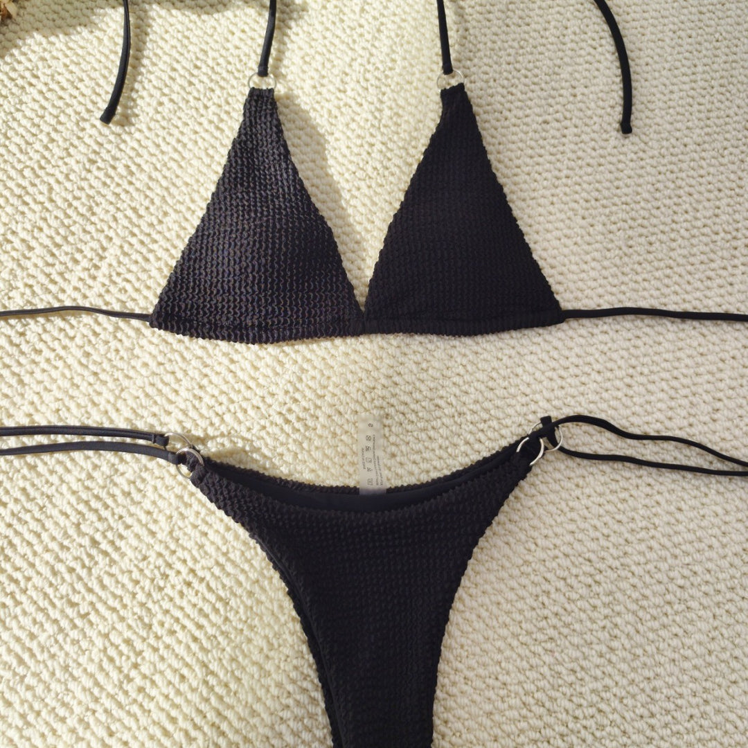 Damen Triangel-Bikini mit strukturiertem Gewebe und eleganten Ringverzierungen R&B