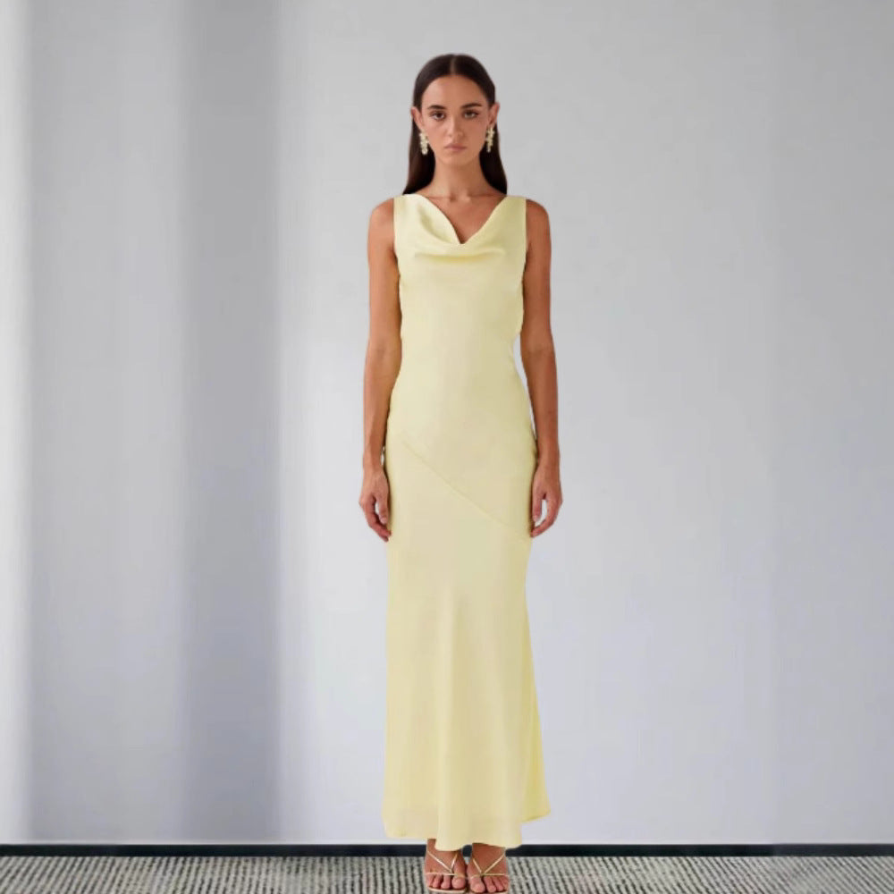 Damen Elegantes Maxikleid mit tiefem V-Ausschnitt und fließendem Stoff R&B