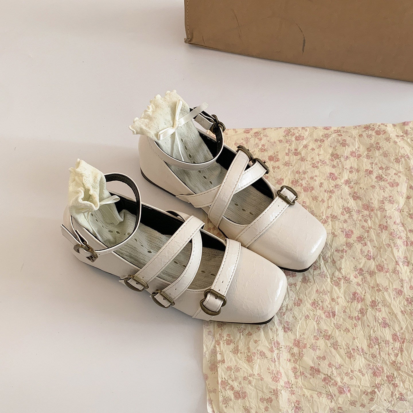 Damen Ballerinas mit dekorativem Riemchendesign R&B
