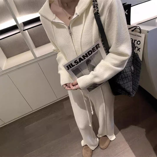 Damen lässiges Freizeit-Ensemble mit Kapuzenoberteil und weitem Bein R&B