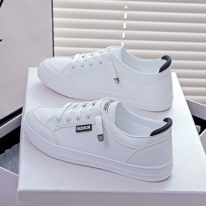 Damen Sportliche Sneakers mit seitlichem Logo und klassischem Design R&B