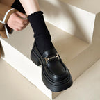 Damen Modische Loafers mit hochgezogenem Absatz und glänzender Oberfläche R&B