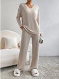 Damen Strickanzug mit V-Ausschnitt und feinem Rippdesign R&B