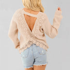 Damen Strickpullover mit dekorativen Häkel-Ausschnitten und offenem Rückendetail