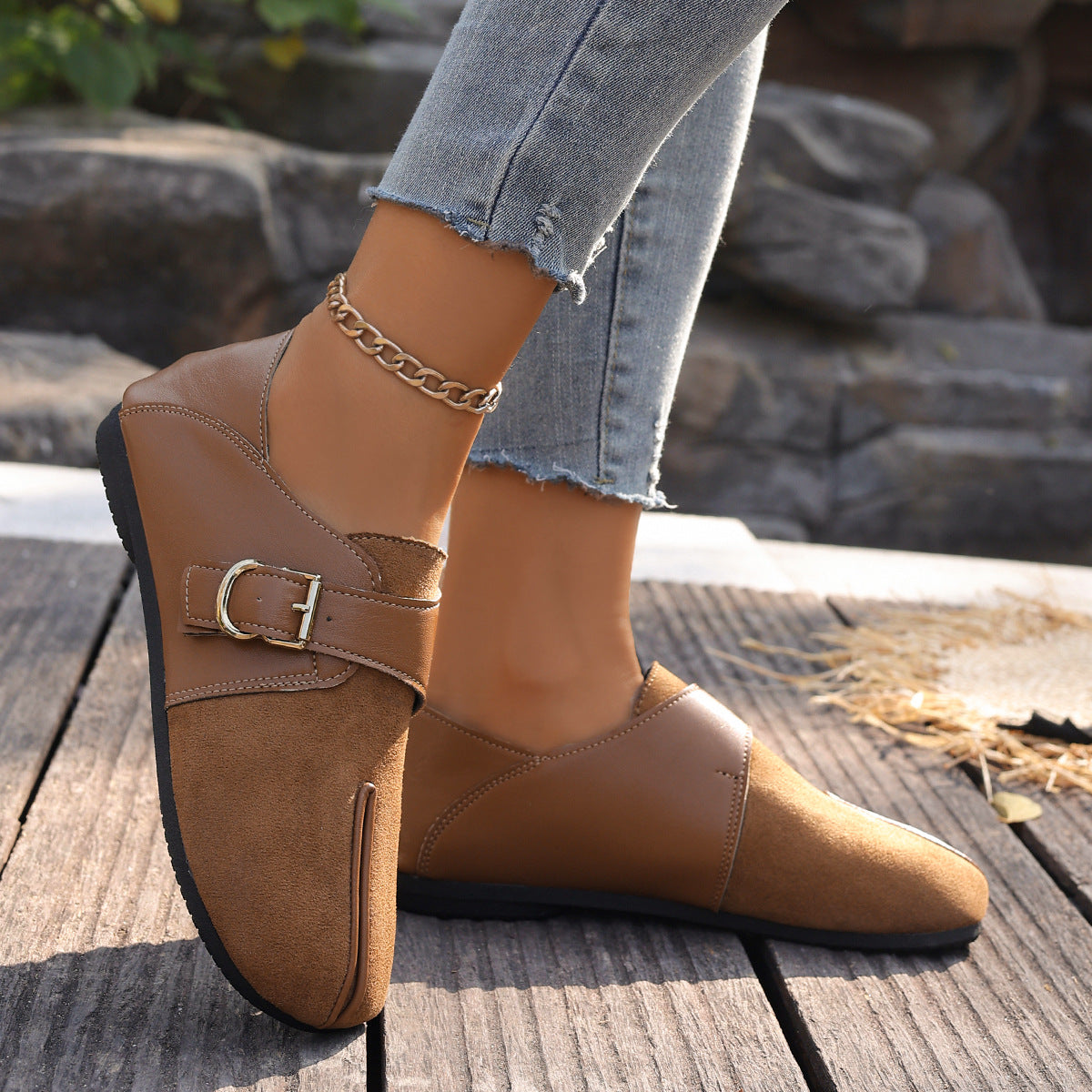 Damen bequeme Clogs mit trendigem Riemendesign und komfortabler Fußbettung R&B