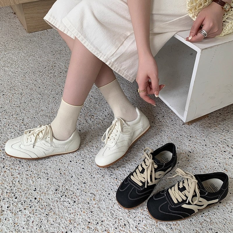 Damen Sneakers im Retro-Design mit atmungsaktivem Obermaterial und robustem Profil R&B