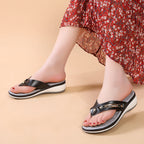 Damen Zehentrenner-Sandalen mit ergonomischem Fußbett und modischen Verzierungen R&B
