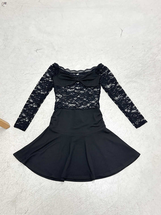Damen luftiges Strandkleid mit geschnürtem V-Ausschnitt R&B