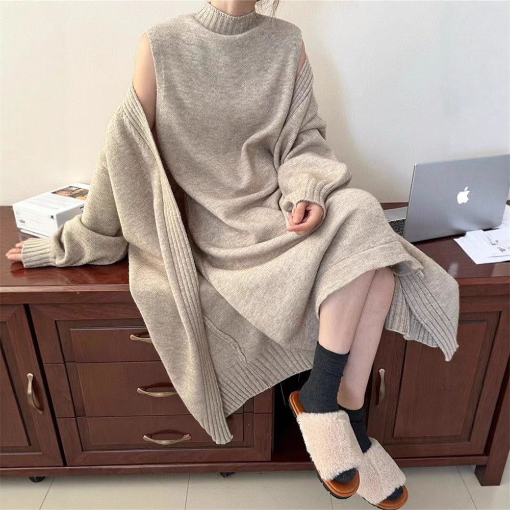 Damen Strickkleid mit offenen Schultern und lässigem Schnitt