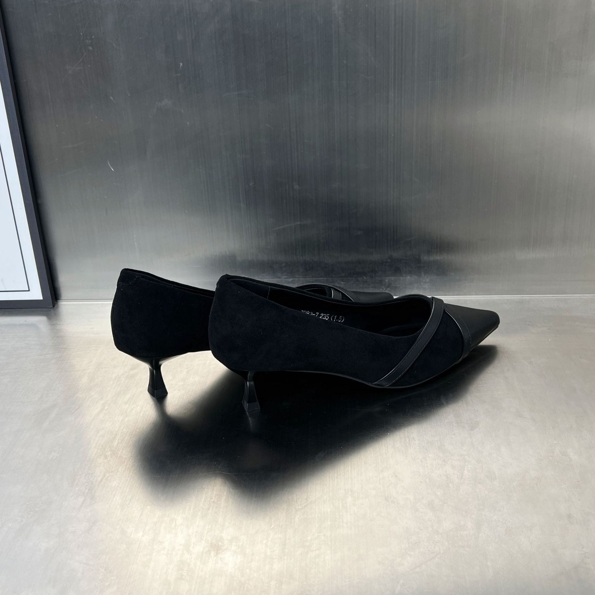 Damen elegante Pumps mit feiner Lederkombination und komfortablem Absatz R&B