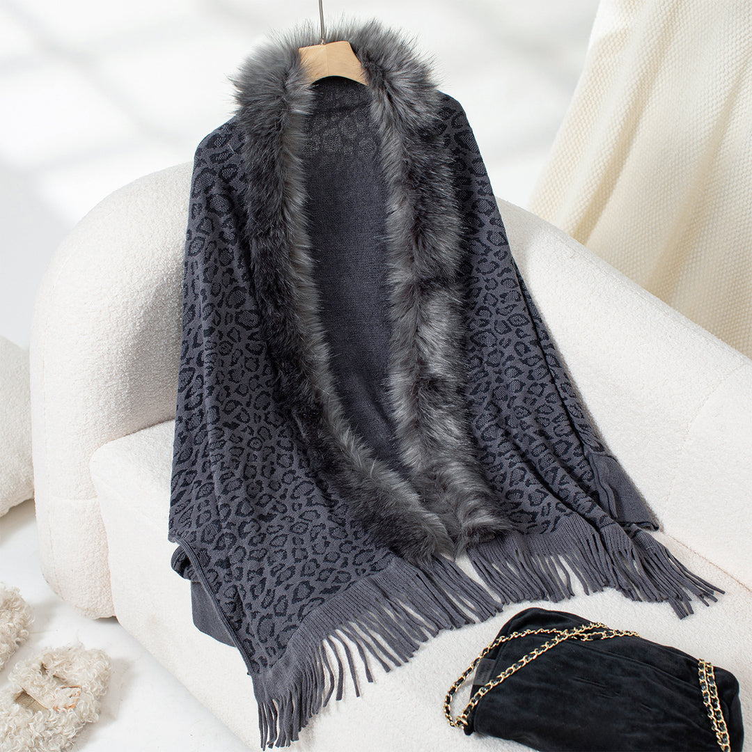 Damen eleganter Strickponcho mit luxuriösem Kunstfellkragen und fransigem Saum R&B