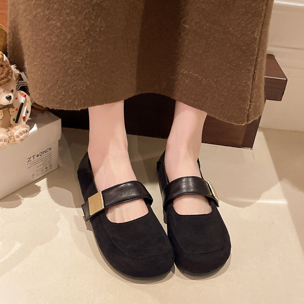 Damen Ballerina-Schuhe mit verstellbarem Riemen und weichem Innenfutter EB