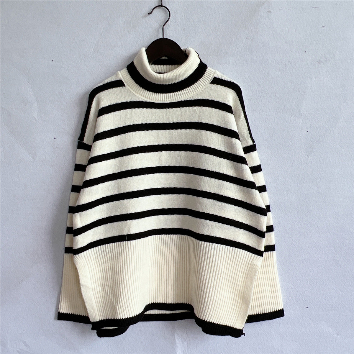 R&B | Gestreifter Strickpullover für Herbst & Winter