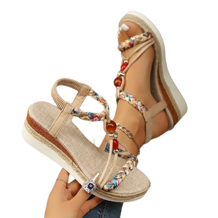 Damen Wedge-Sandaletten mit buntem Geflecht und modischen Perlen R&B