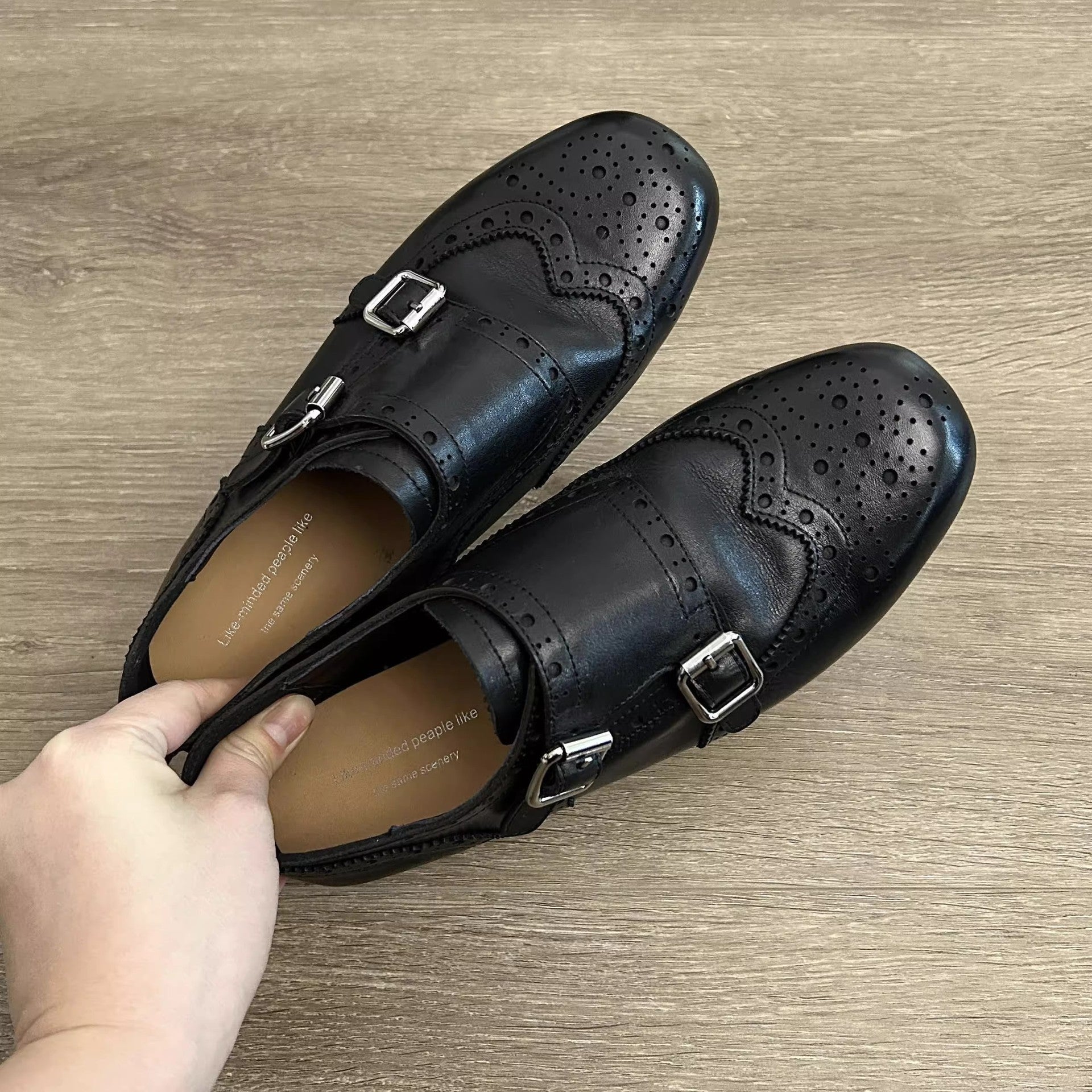 Damen elegante Schnürschuhe mit dekorativem Schnallenverschluss R&B