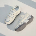 Damen Sportliche Sneaker mit atmungsaktiven Obermaterial und komfortablem Klettverschluss R&B