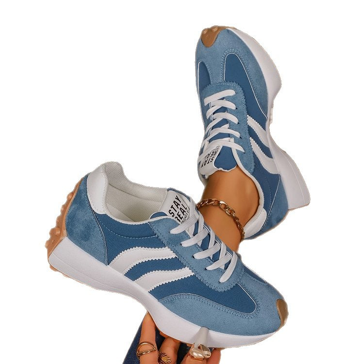 Damen nan retro-inspirierte Plateausneaker aus Veloursleder-Optik mit profilierter Gummisohle R&B