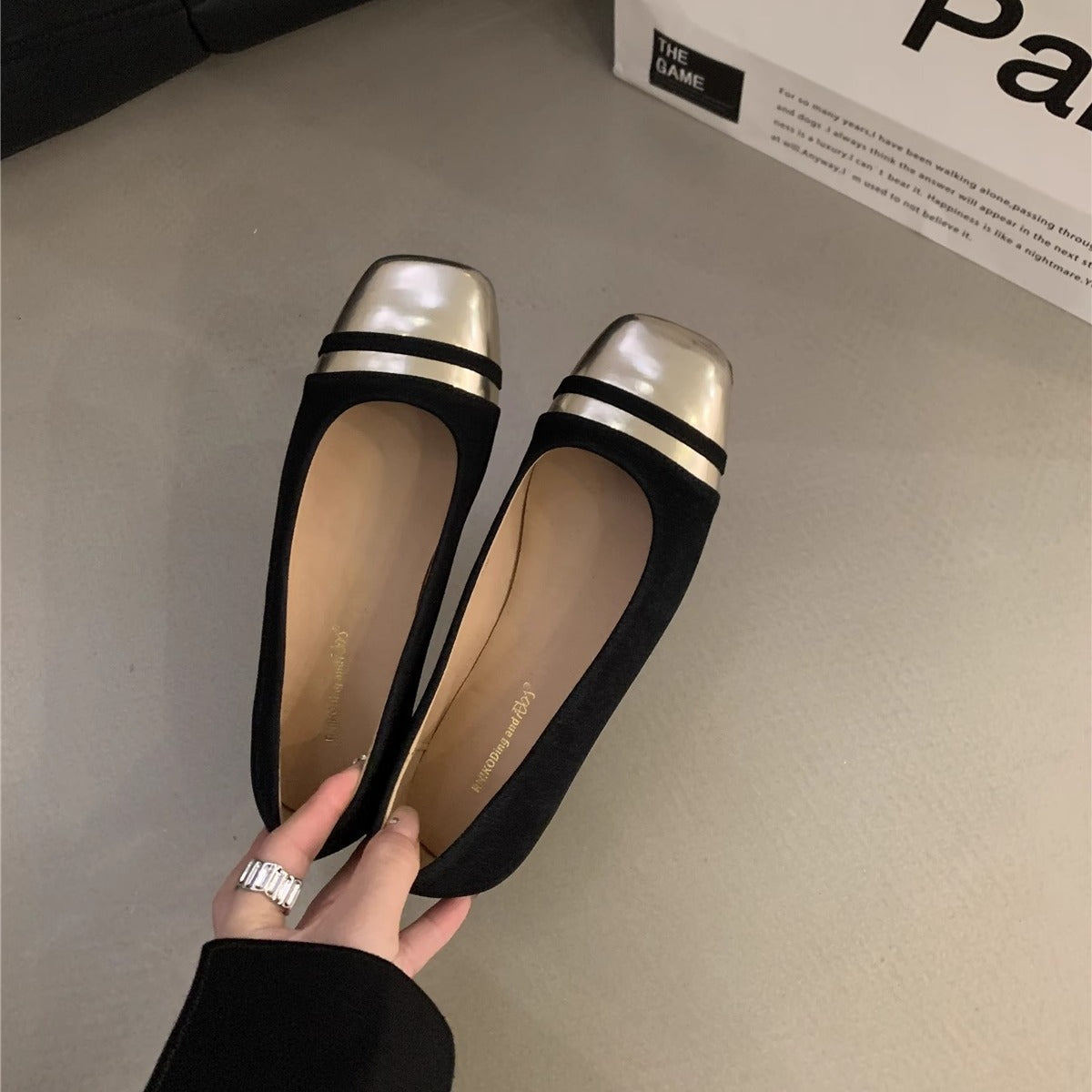 Damen elegante Ballerinas mit metallischem Besatz und komfortablem Fußbett R&B