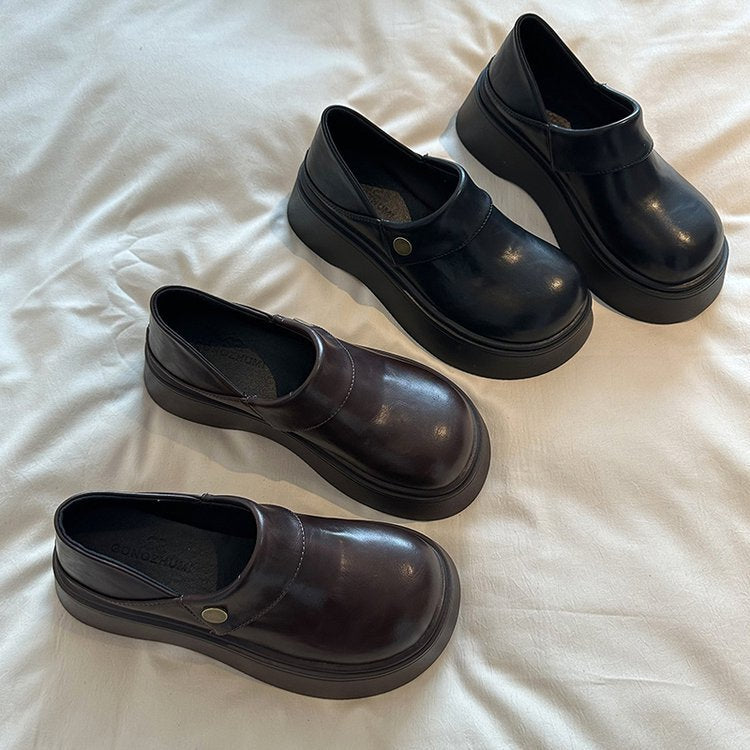 Damen modische Clogs mit stabilem Plateau und praktischen Riemen R&B