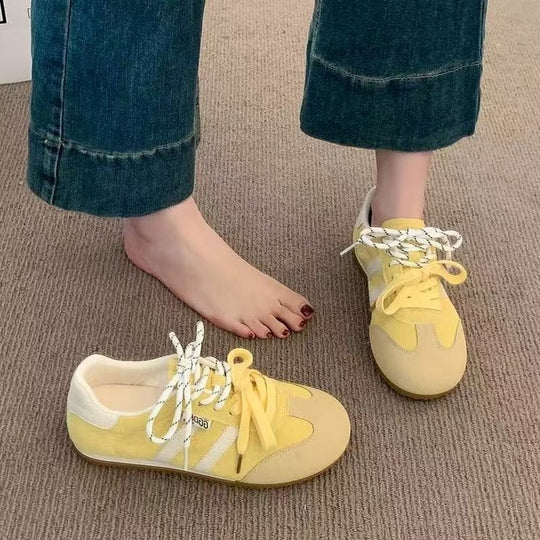 Damen Sneakers im sportlichen Retro-Stil mit atmungsaktiver Oberflächenstruktur R&B