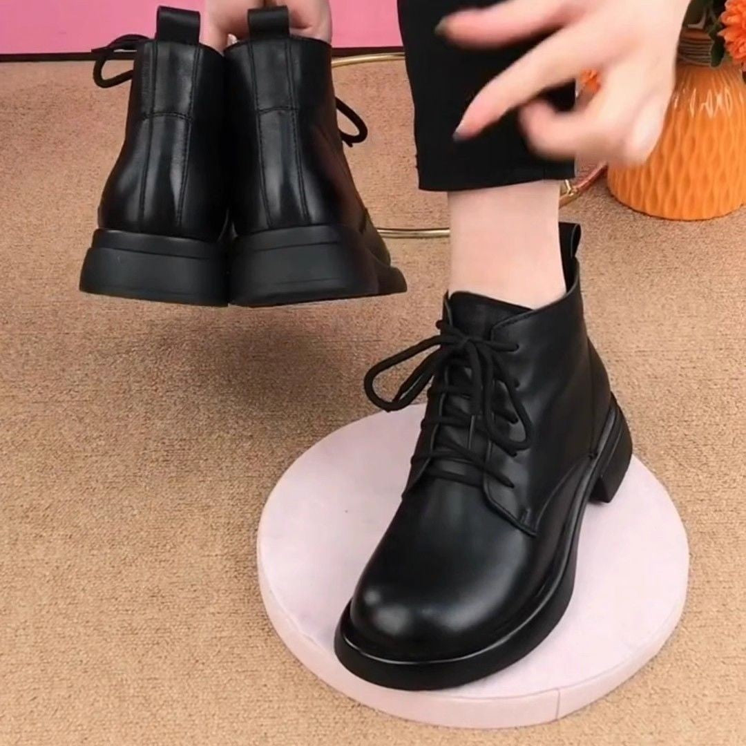 Damen Modische Stiefeletten mit klassischem Schnürdesign
