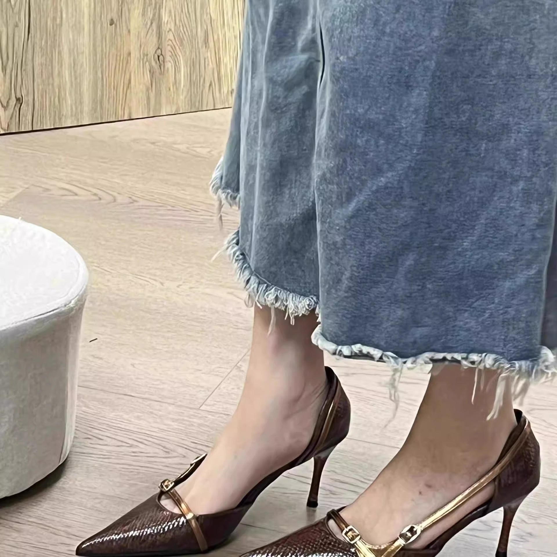 Damen schicke Stiletto-Pumps mit dezentem Riemendesign R&B