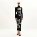 Damen Langarm Maxikleid mit grafischem Muster und hochgeschlossenem Kragen R&B