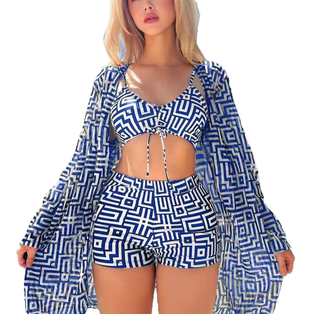 Damen Bade-Set mit modischem Kimono und lässigen Shorts R&B