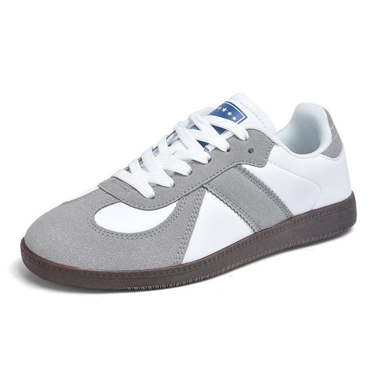 Unisex nan urbaner Tennis-Sneaker mit Veloursleder-Overlays gepolstertem Fersenkragen und vulkanisierter Gummisohle R&B