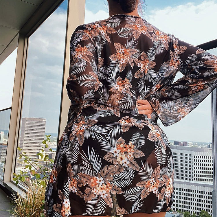 Damen Hochgeschnittener Bikini mit floralem Kimono R&B