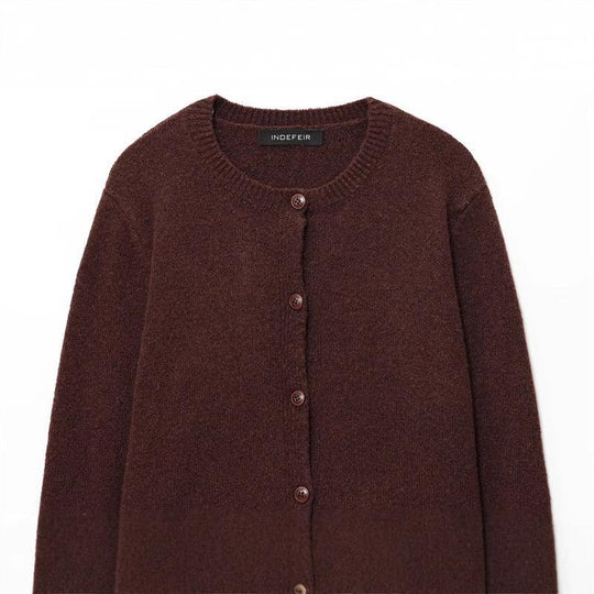 Damen kuschelige Strickjacke mit klassischen Knöpfen und Rundhalsausschnitt R&B