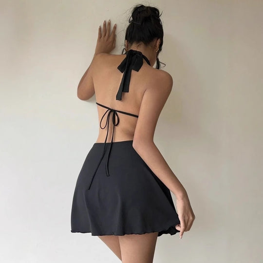 Damen Minikleid mit tiefem V-Ausschnitt und seitlichem Cut-Out R&B