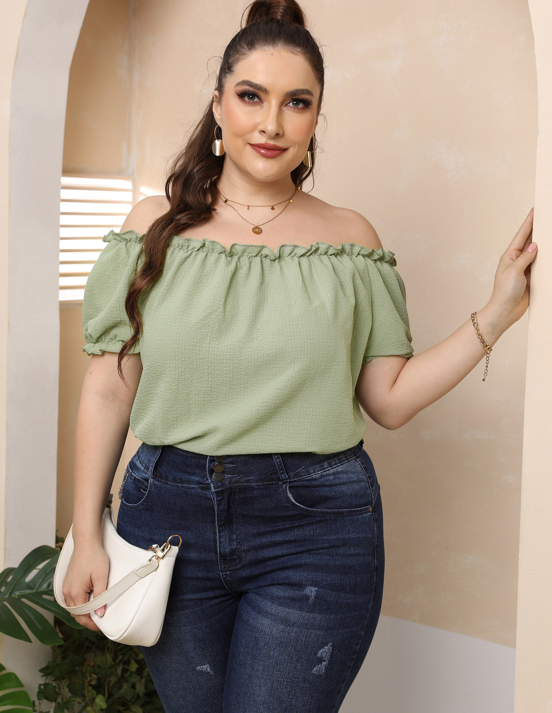 Damen Off-Shoulder Oberteil mit Volant R&B