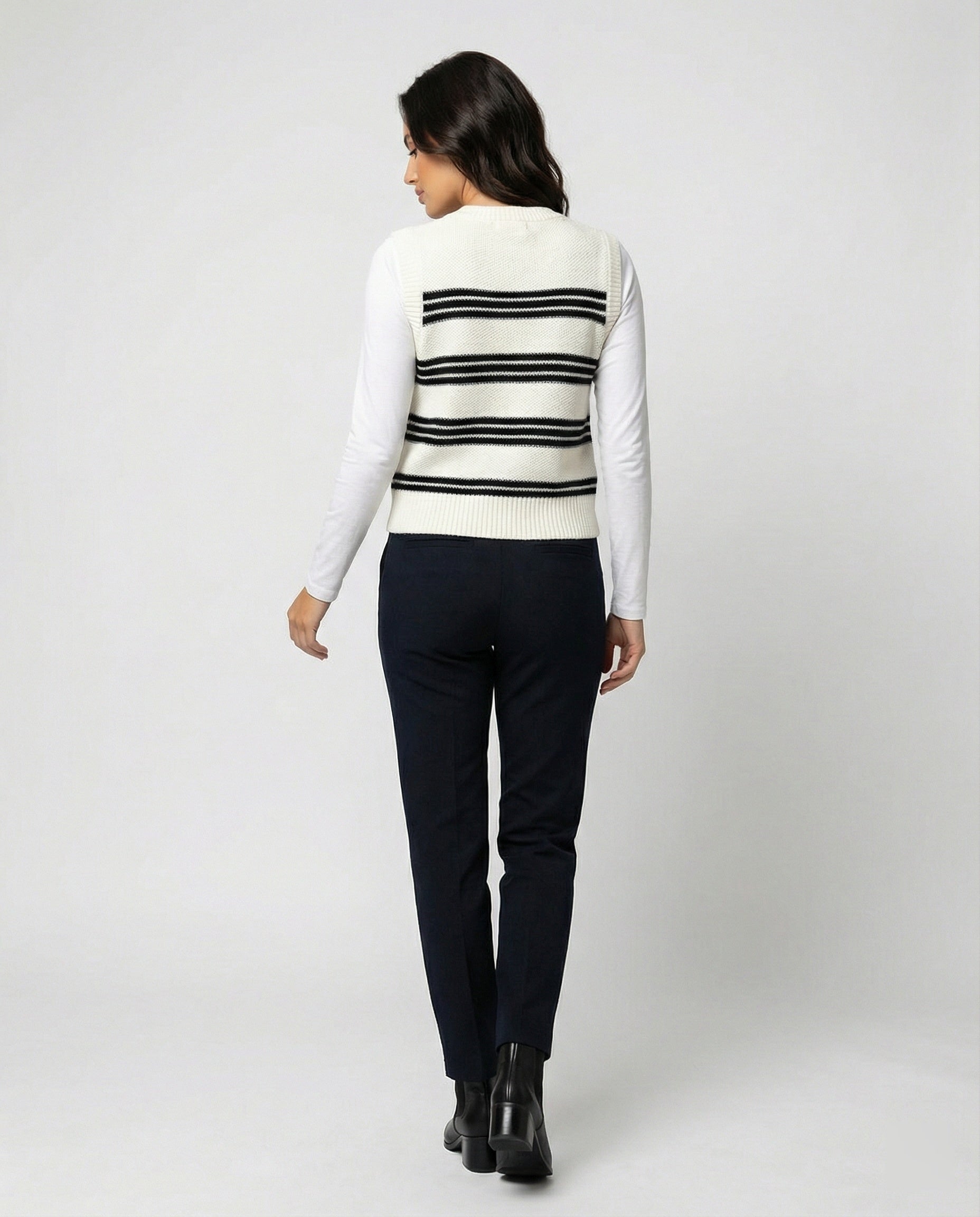 Strickjacke Damen ärmellos mit Knopfleiste und Streifen