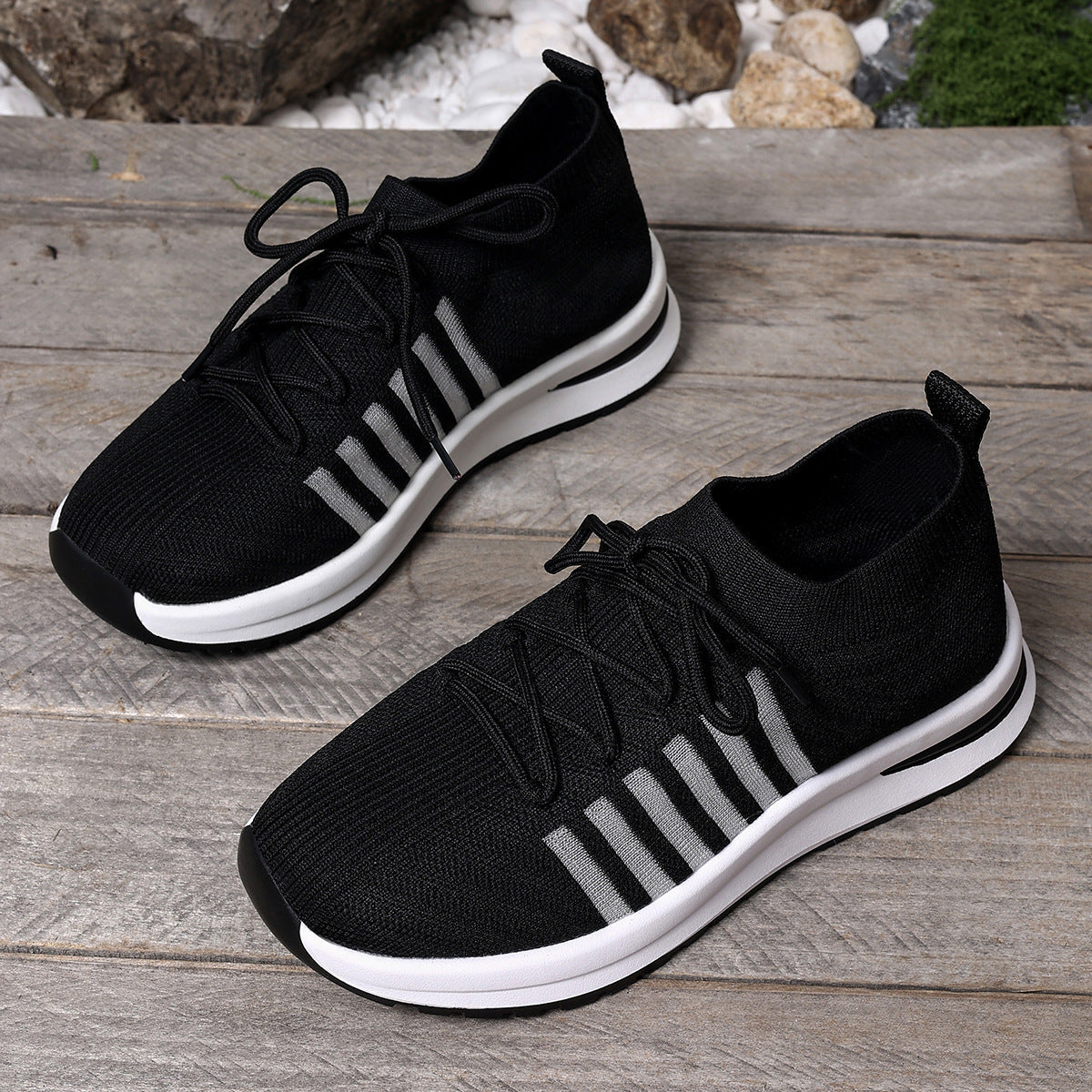 Damen Sportliche Sneaker mit atmungsaktiver Strickoberfläche und rutschfester Sohle R&B