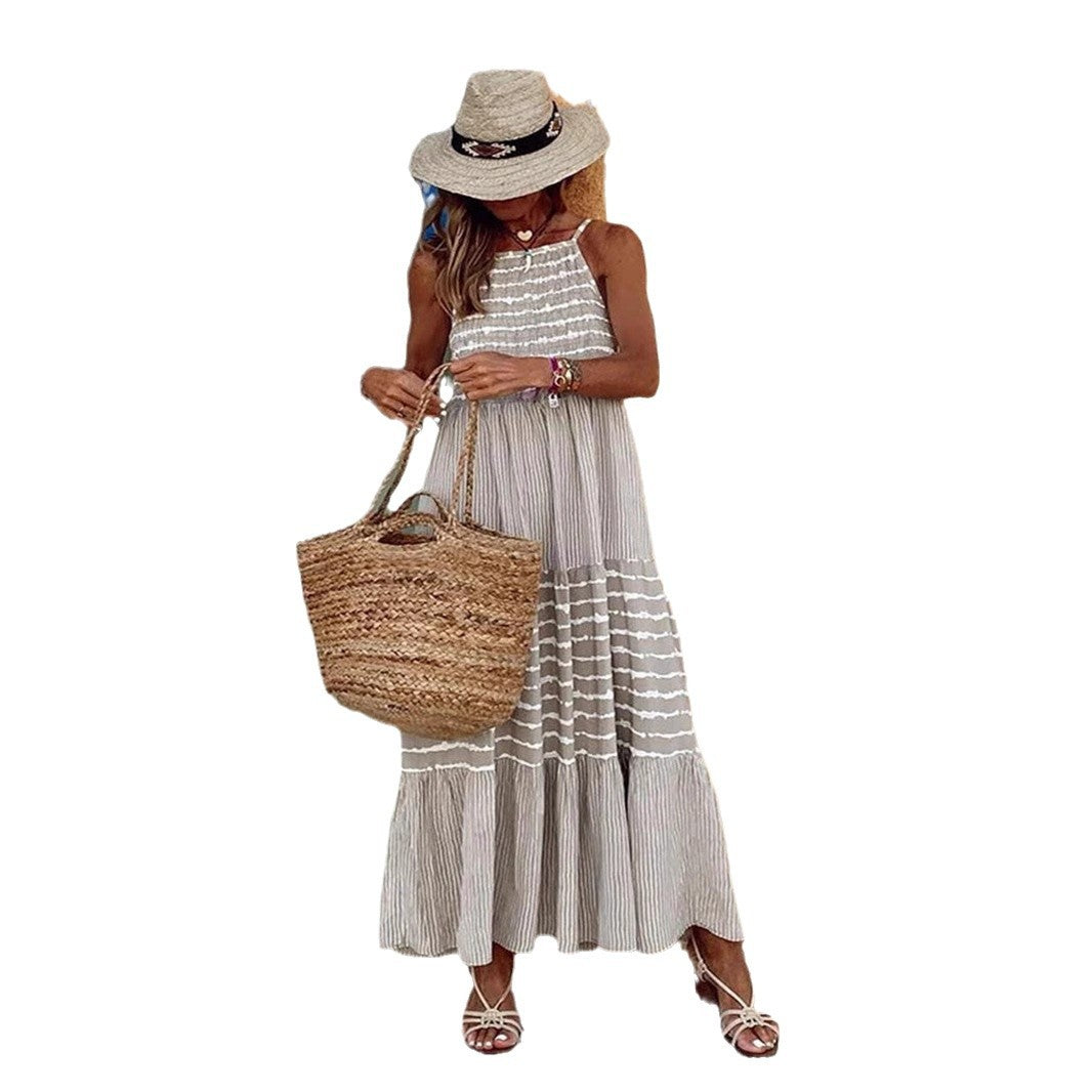 Damen Sommerliches Maxikleid mit gestreiftem Design und komfortablem Rückenausschnitt R&B