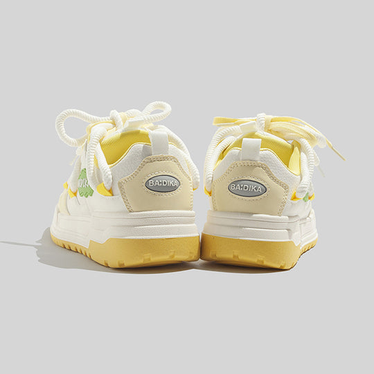 Damen Sportliche Sneakers mit innovativem Design und atmungsaktiven Materialien R&B