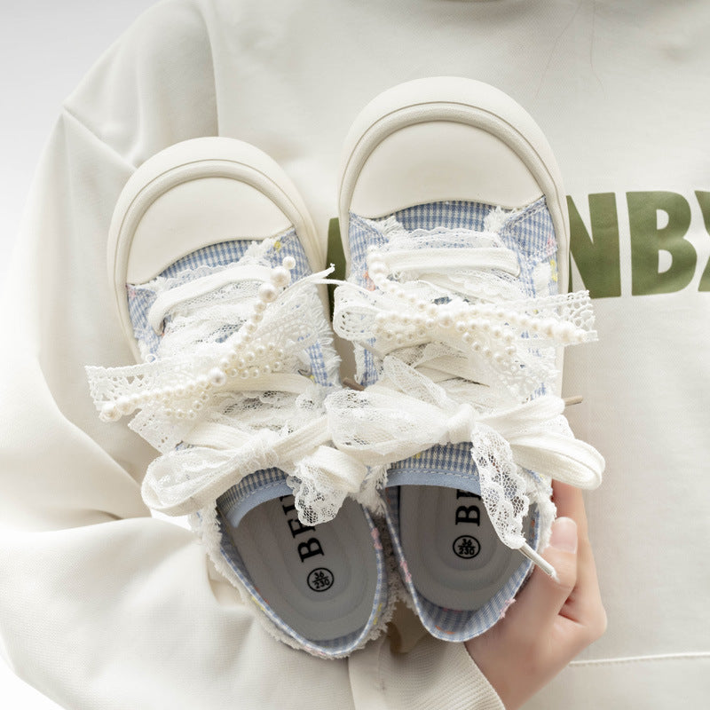 Damen Sneakers mit einzigartigen Spitzenverzierungen und komfortabler Sohle R&B