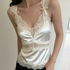 Damen luxuriöses Satin-Top mit romantischen Spitzendetails R&B
