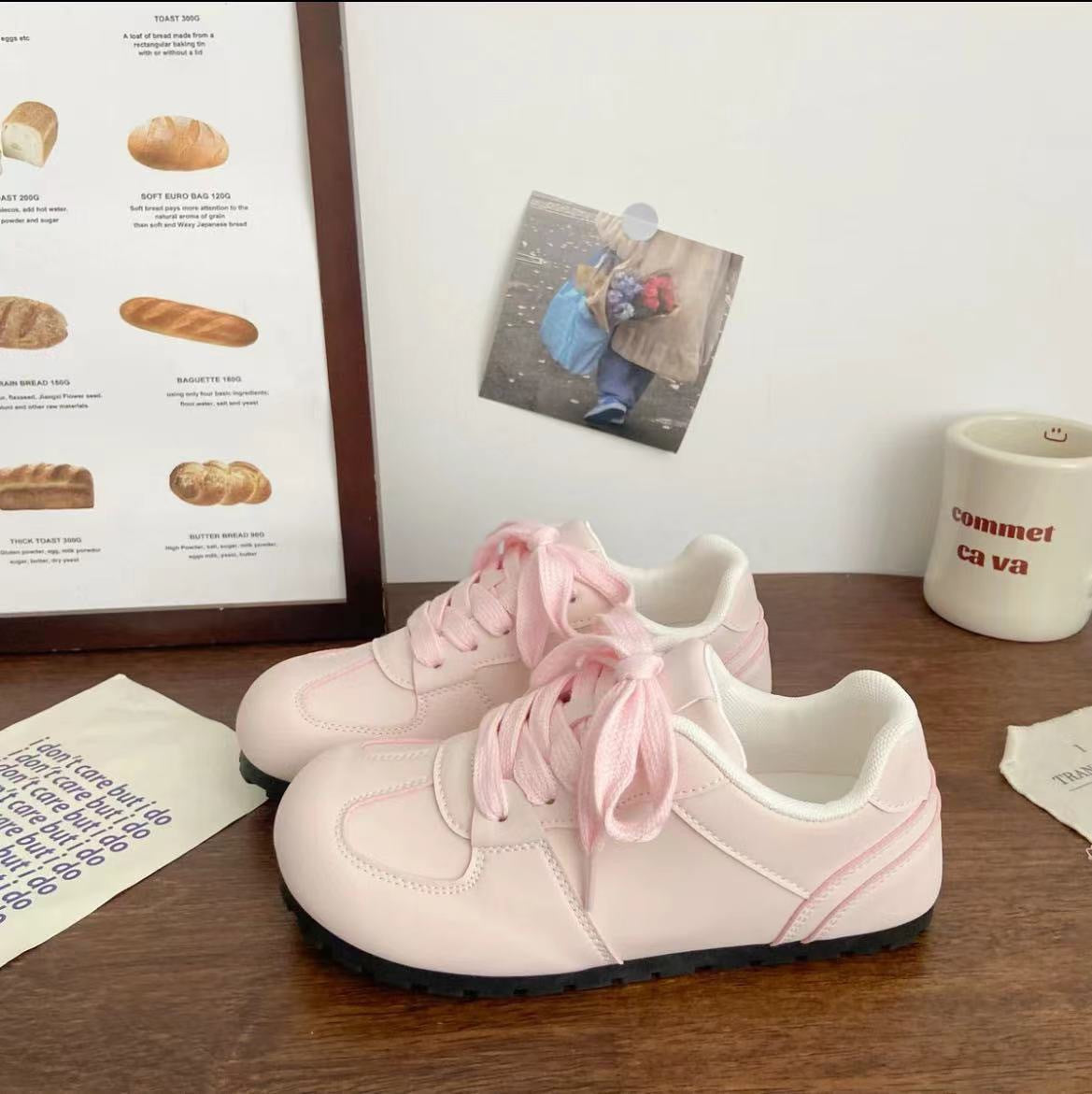 Damen Bequeme Freizeitsneaker mit atmungsaktiver Oberflächenstruktur und rutschfester Sohle