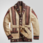 Damen Strickjacke mit kunstvollem Muster und exklusivem Gürtel R&B