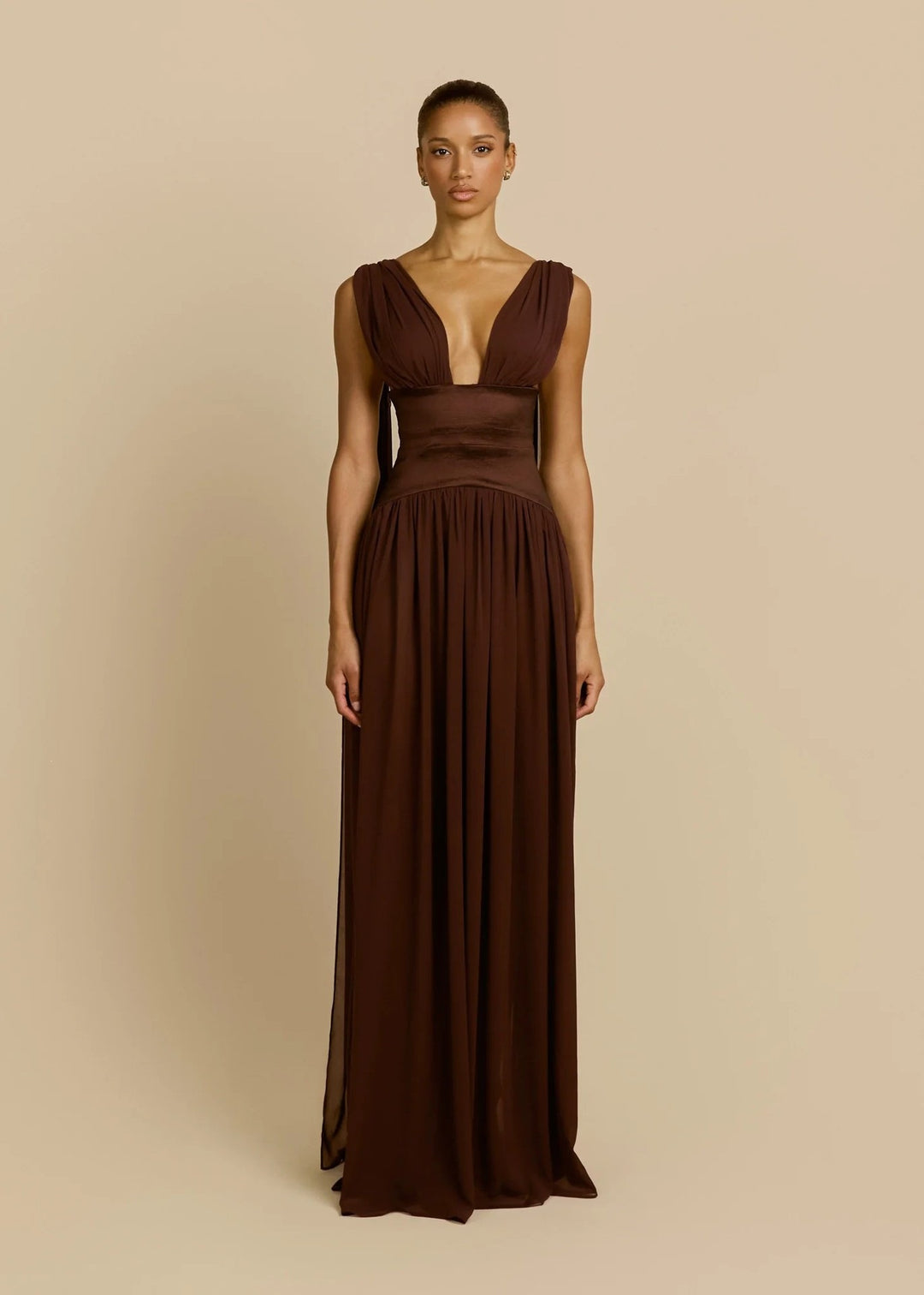 Damen Elegantes Langarm-Maxikleid mit tiefem V-Ausschnitt R&B