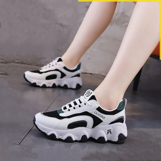 Damen Sportliche Sneakers mit futuristischem Design und hochdämpfender Sohle R&B