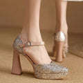 Damen Glitzernde Plateau-Pumps mit elegantem Riemchen