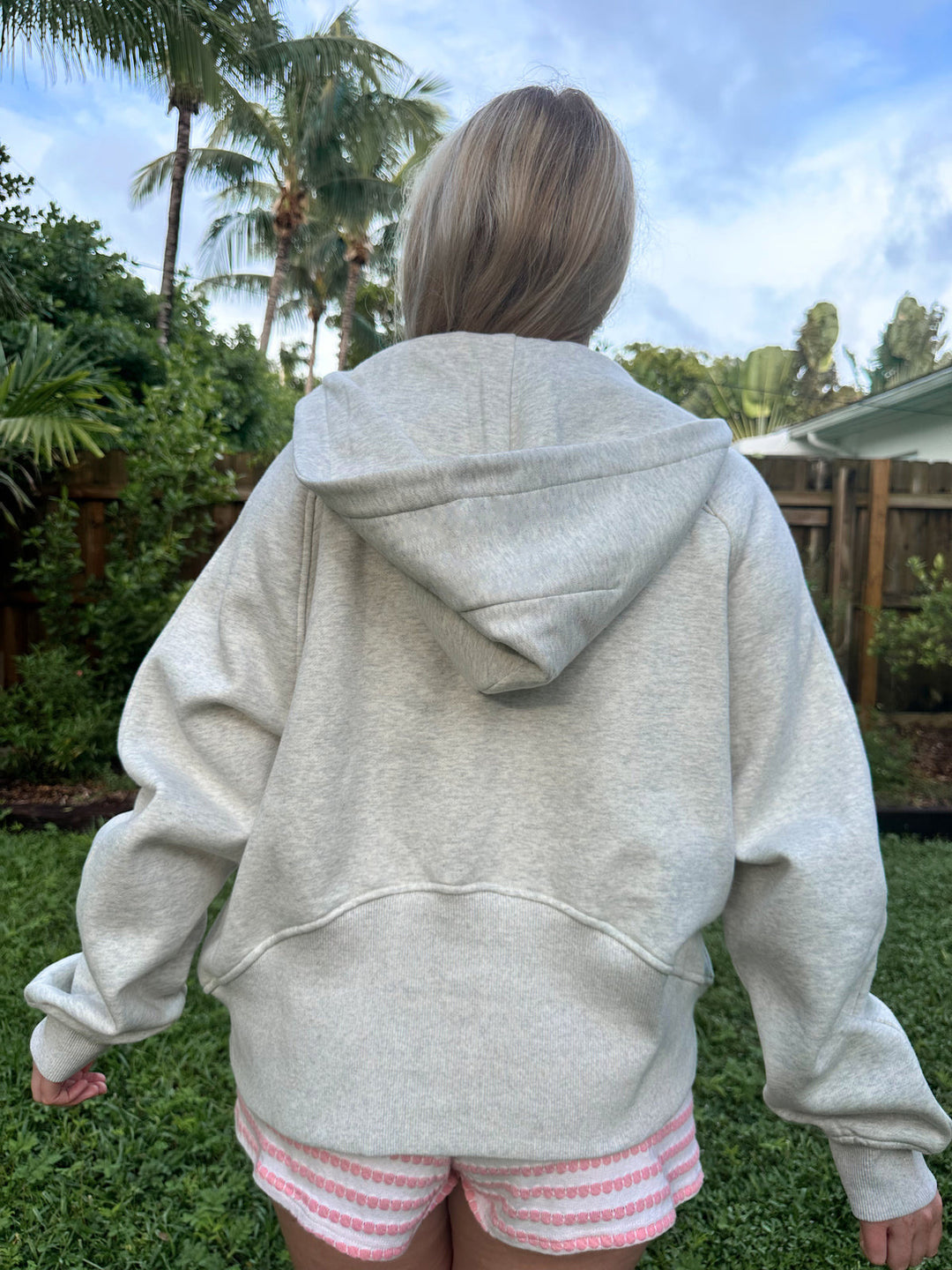 Damen bequemer Kapuzensweater mit kurzem Reißverschluss und Kängurutasche R&B